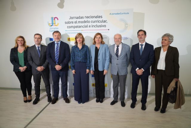 Pilar Alegría destaca que la nueva Ley de Educación es un reconocimiento al trabajo de innovación de los docentes - 1, Foto 1