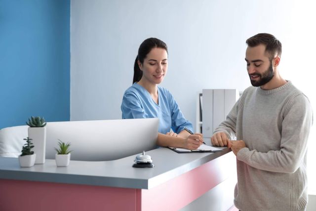 DEKINES sobre la planificación y gestión de consultas, quirófanos y guardias en hospitales - 1, Foto 1