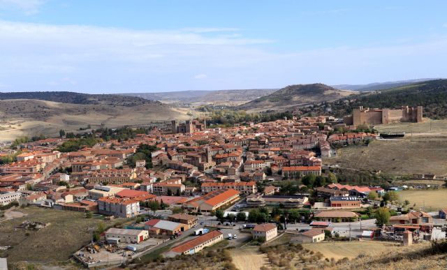 Sigüenza compite por la iluminación navideña de Ferrero Rocher en la nueva edición de ´Juntos brillamos más´ - 1, Foto 1