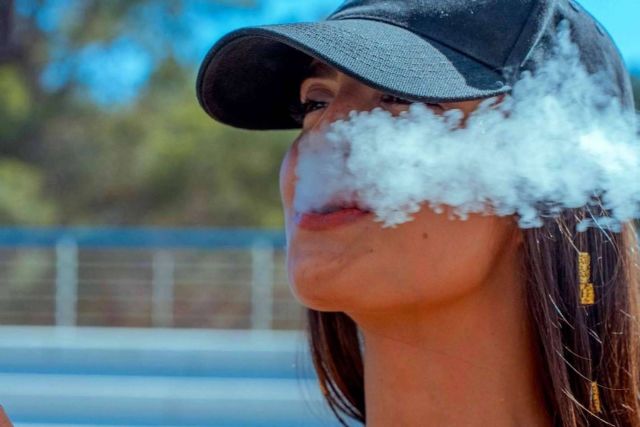 Dejar de fumar a través del vaper sin nicotina de Insta Puff - 1, Foto 1