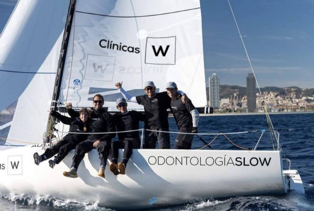 Clínicas W imponiéndose en las Barcelona Winter Series de J70 - 1, Foto 1