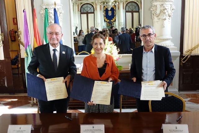 Firmado el protocolo de cesión de terrenos públicos para el desarrollo de la Expo 2027 en Málaga - 1, Foto 1