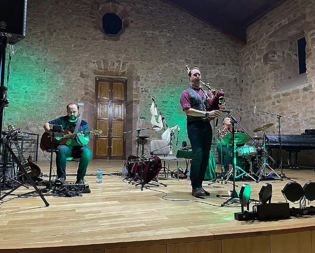 Sigüenza cierra los conciertos de ´En Clave de RE-D´ de la mano de la Mosquera Celtic Band - 1, Foto 1