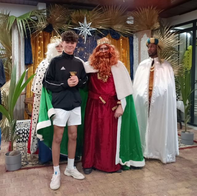 Entrega de premios del torneo de navidad de la escuela de tenis del C.T. Totana y visita de los Reyes Magos - 14