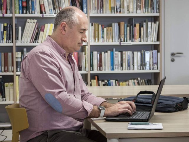 El periodista y escritor Toni Traveria aporta valor añadido a la empresa al plasmar su historia en un libro - 1, Foto 1