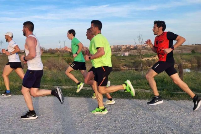 Running Móstoles, la escuela de running en Arroyomolinos que ofrece planes de entrenamientos para correr 100 % online - 1, Foto 1