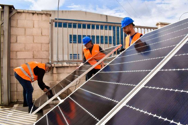 El portal de nuevas oportunidades comerciales y laborales de MPV Solar Reference - 1, Foto 1