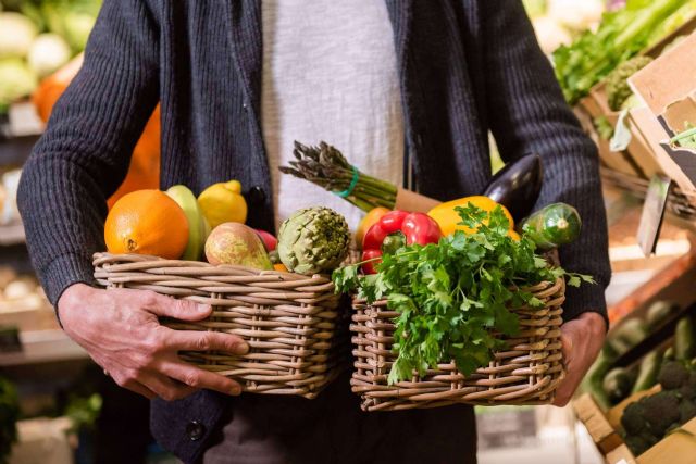 Alimentación en la estación primaveral, verduras y frutas de temporada ecológicas - 1, Foto 1