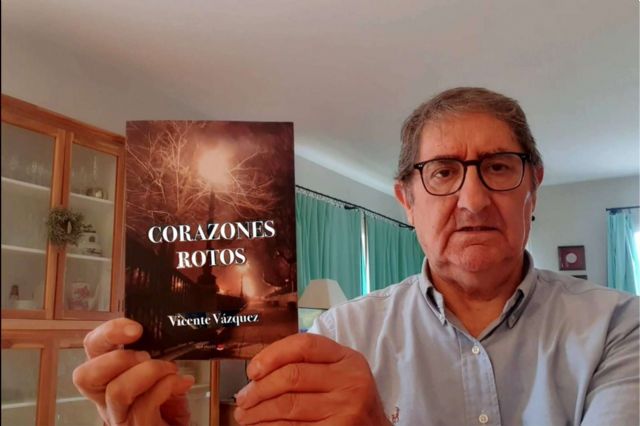 Vicente Vázquez presenta ´Corazones rotos´, una novela negra que refleja el desamor, el despecho y la traición - 1, Foto 1