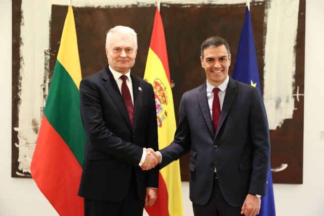 El presidente del Gobierno traslada al presidente de Lituania su apoyo ante la celebración de la Cumbre de la OTAN en Vilnius - 1, Foto 1