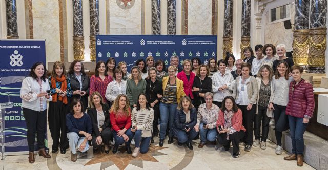 Homenaje del COEGI a enfermeras jubiladas y a las que conmemoran 25 años en la profesión - 1, Foto 1