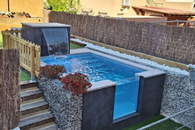 La opción estética de Esencial Pool, la construcción de piscina elevada en terraza - 1, Foto 1