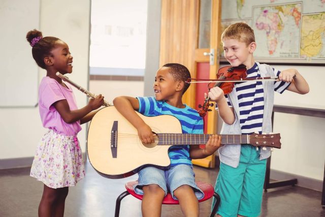 Talleres y cursos de música diseñados para los más pequeños en la Escuela de Música La Clave - 1, Foto 1