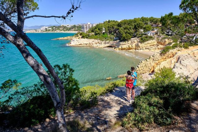 En los cuatro primeros meses del año los municipios de la AMT Sol y Playa recibieron al 9,6 % de los turistas internacionales llegados a España - 1, Foto 1