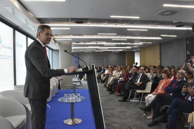 Miñones defiende la necesidad de potenciar las bases científica y tecnológica del Sistema Nacional de Salud y seguir reforzando sus capacidades - 1, Foto 1