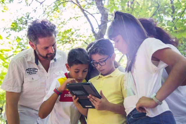 Vivir aventuras emocionantes al aire libre con los juegos de escape de Enigma Exprés - 1, Foto 1