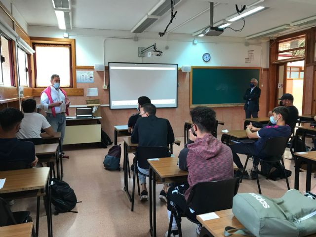 Anacef lanza sus redes a 500 estudiantes canarios para garantizar el futuro de la pesca - 1, Foto 1