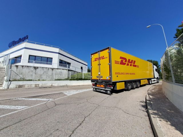 DHL Freight realiza su primer transporte, completamente sostenible, con un camión Volvo FH 42 Tractor Electric - 1, Foto 1