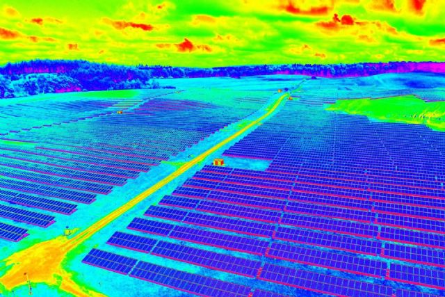 Aumento de la sostenibilidad ambiental con el uso de parques solares - 1, Foto 1