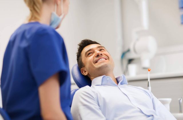 Con la clínica dental Agudo Rosa es posible lucir una sonrisa deslumbrante este verano - 1, Foto 1