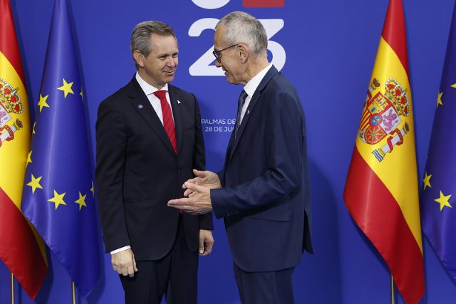 Miñones y Vandenbroucke avanzan en los contenidos de la agenda sanitaria de la Presidencia belga del Consejo de la UE - 1, Foto 1