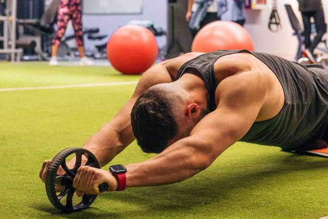 El equipamiento deportivo indispensable para los entrenamientos, según la cadena de gimnasios VivaGym - 1, Foto 1