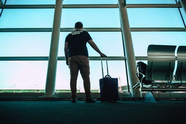 Consumo abre expediente sancionador a varias aerolíneas por no disponer de teléfonos de contacto gratuitos - 1, Foto 1