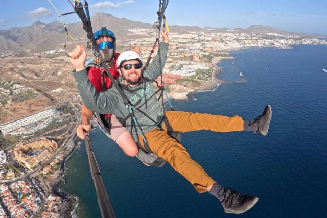 Disfrutar del cielo de Tenerife gracias a los vuelos en parapente que ofrece Tenerfly - 1, Foto 1