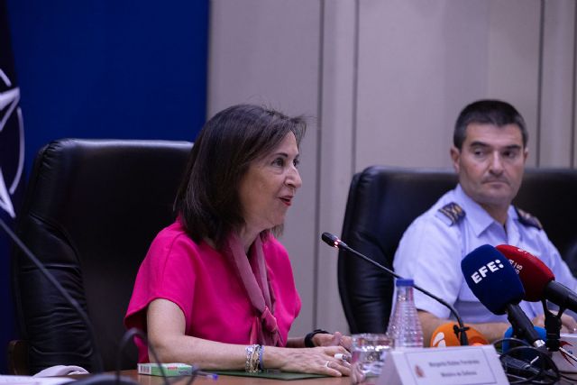 Robles conecta con los contingentes españoles en Letonia, Turquía y Somalia para conocer la actualidad de las operaciones - 1, Foto 1