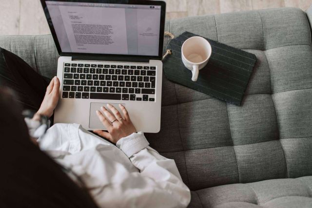 Los másteres online en España son una oportunidad para especializarse y mejorar el futuro laboral - 1, Foto 1