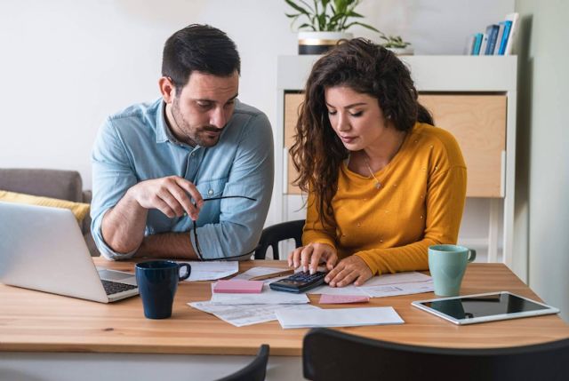 ¿Es aconsejable pedir préstamos para pagar deudas? - 1, Foto 1