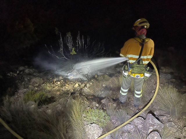 Se da por extinguido el conato de incendio forestal en Sierra Espuña - 1, Foto 1