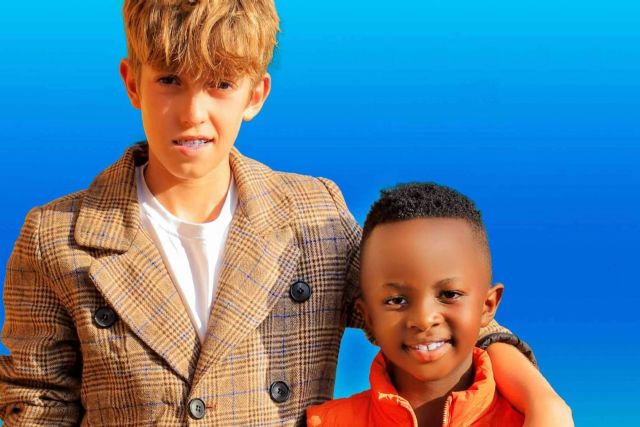 Masaka Kids Africana, los populares niños ugandeses de ´Jerusalema´, y su líder Prince presentan su nuevo tema ´Live Happy´ con LiL JAN - 1, Foto 1