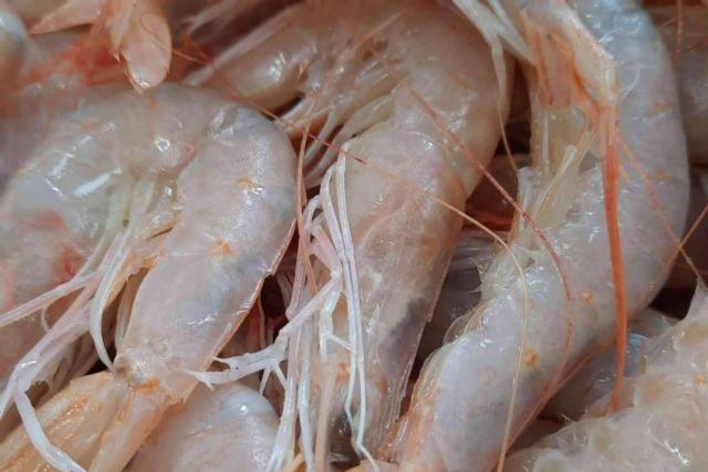 La Pescadería Younes Ceuta permite adquirir gambas de Huelva - 1, Foto 1