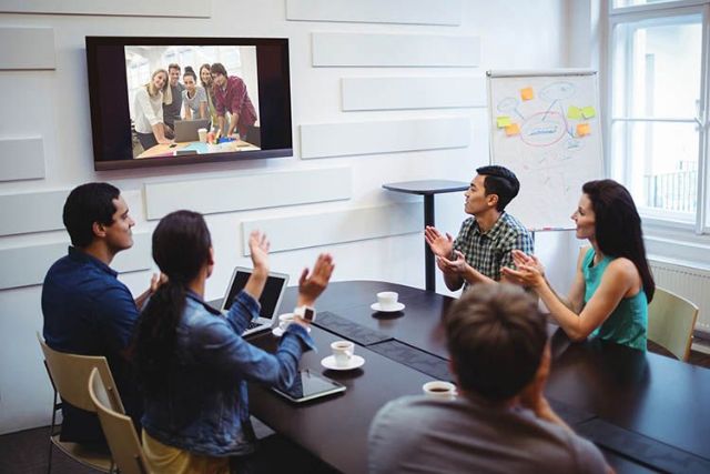 Éxito de los Cursos de inglés online para empresas en Madrid: CCS lidera la transformación de la enseñanza - 1, Foto 1