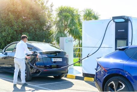 XCharge Group une fuerzas con EDP para desplegar una red de cargadores de vehículos eléctricos Net Zero Series por Europa - 1, Foto 1