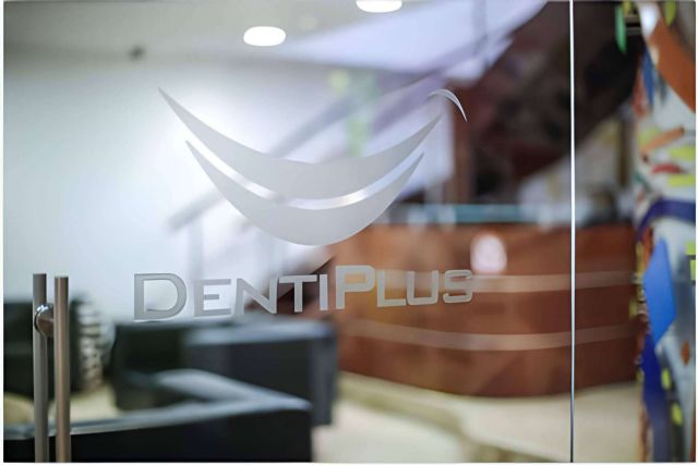 Tania Mouawad anuncia próxima reapertura de Dentiplus - 1, Foto 1