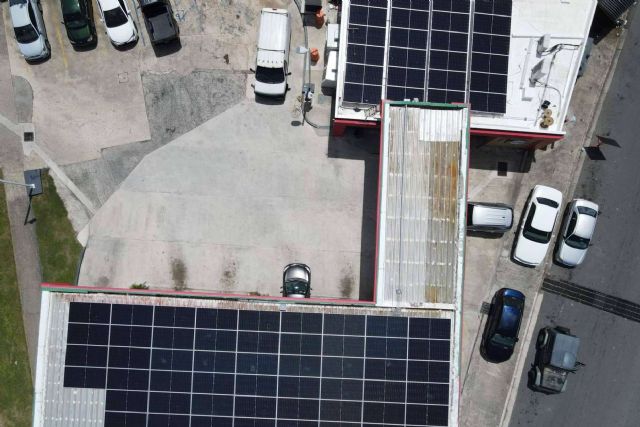 ReSOLient y su proyecto solar en las gasolineras Puma y Texaco - 1, Foto 1