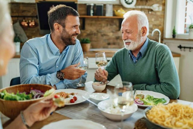 Complemento de maternidad para hombres; abrazando el cambio de rol de los padres - 1, Foto 1