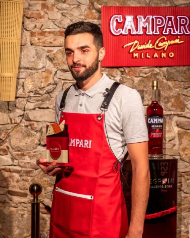 Elías Diéguez Páez de Lovo Cocktail Bar prepara el Mejor Negroni de España 2023 - 1, Foto 1