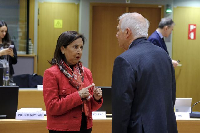 La ministra de Defensa en funciones asiste al Consejo de Ministros de Defensa de la Unión Europea - 1, Foto 1