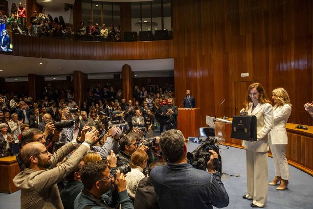 Mónica García toma posesión como ministra de Sanidad en sustitución de José Miñones - 1, Foto 1