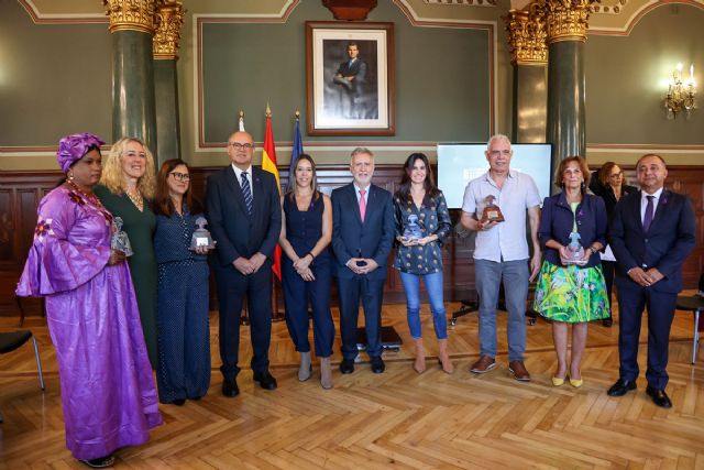 Ángel Víctor preside la ceremonia de entrega de los reconocimientos Menina 2023 - 1, Foto 1