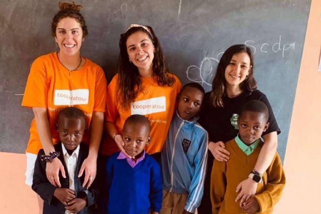 Cooperatour se encarga de realizar diferentes programas de voluntariado internacional - 1, Foto 1