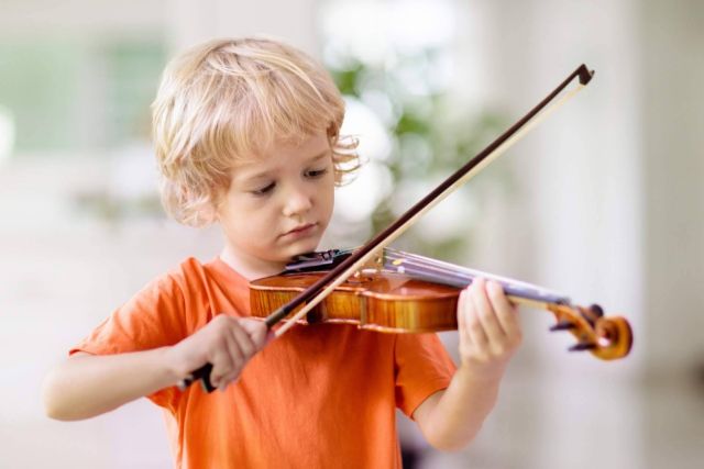 Escuela de Música La Clave explica la importancia para el desarrollo integral de tocar un instrumento - 1, Foto 1