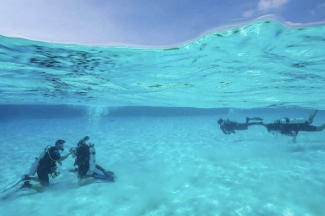 Elegir una escuela de buceo que respete al 100% los standards internacionales de buceo - 1, Foto 1