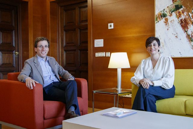 Isabel Rodríguez expone al alcalde de Madrid el impulso del Gobierno para un gran pacto por la vivienda comenzando con la Operación Campamento - 1, Foto 1