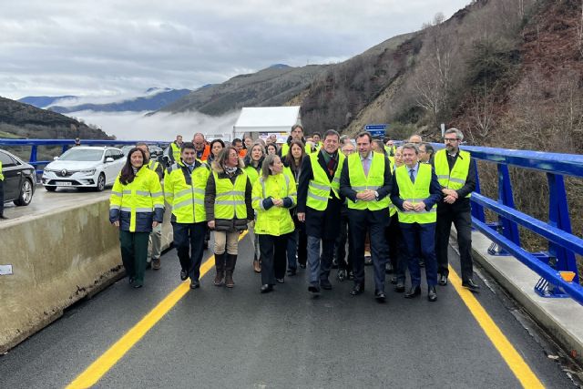 Óscar Puente anuncia que los viaductos del Castro de la A-6 estarán totalmente operativos a finales de 2024 - 1, Foto 1