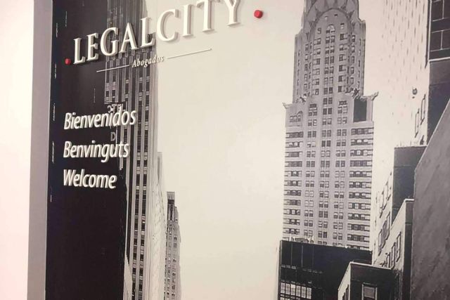 Legalcity, referentes en derecho de extranjería en España - 1, Foto 1