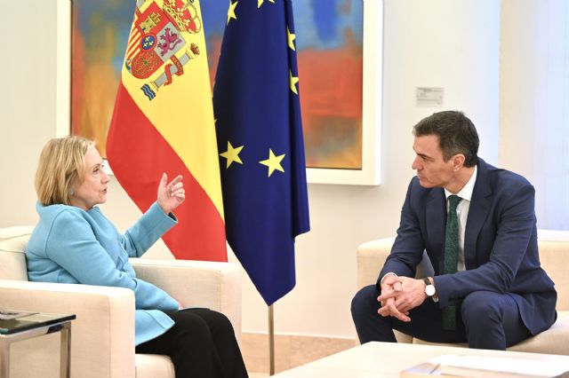 El presidente del Gobierno recibe en Moncloa a Hillary Clinton - 1, Foto 1